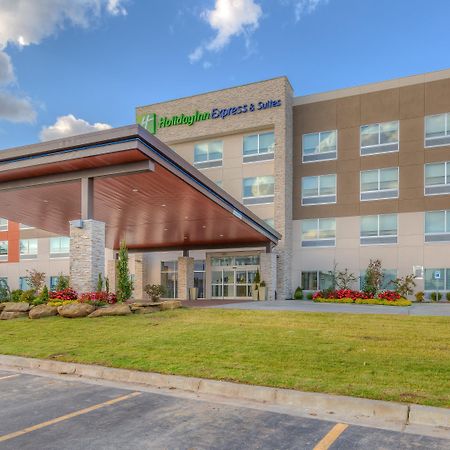 Holiday Inn Express & Suites Tulsa Midtown By Ihg Luaran gambar